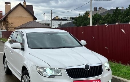 Skoda Superb III рестайлинг, 2012 год, 1 100 000 рублей, 2 фотография
