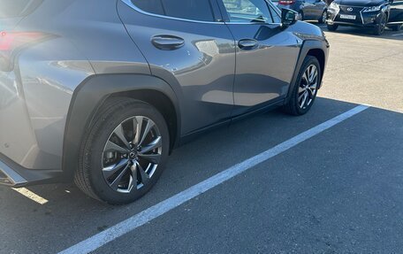 Lexus UX I, 2021 год, 3 500 000 рублей, 2 фотография