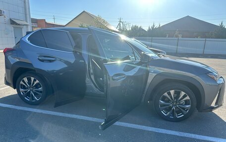 Lexus UX I, 2021 год, 3 500 000 рублей, 13 фотография