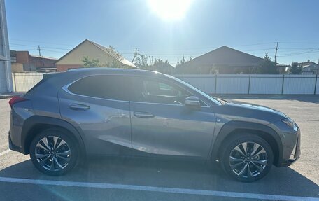 Lexus UX I, 2021 год, 3 500 000 рублей, 15 фотография