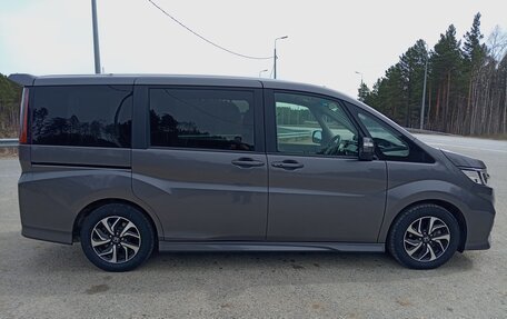 Honda Stepwgn IV, 2020 год, 2 480 000 рублей, 7 фотография