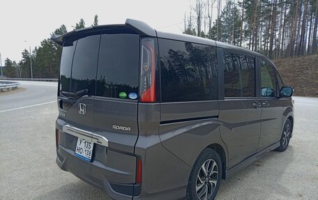 Honda Stepwgn IV, 2020 год, 2 480 000 рублей, 6 фотография
