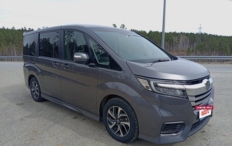 Honda Stepwgn IV, 2020 год, 2 480 000 рублей, 8 фотография