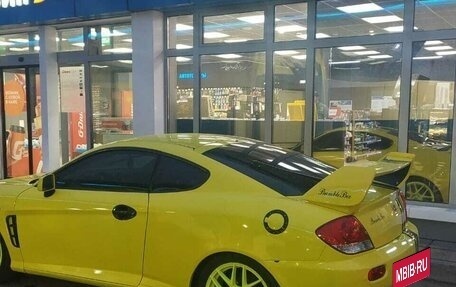 Hyundai Coupe II рестайлинг, 2005 год, 865 000 рублей, 1 фотография