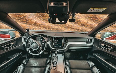 Volvo XC60 II, 2018 год, 3 900 000 рублей, 11 фотография