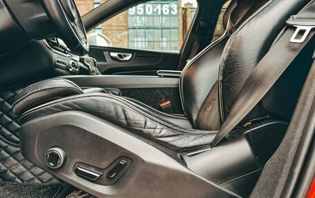 Volvo XC60 II, 2018 год, 3 900 000 рублей, 13 фотография