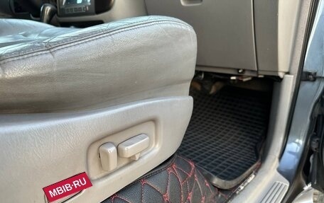 Toyota Land Cruiser 100 рестайлинг 2, 2003 год, 1 830 000 рублей, 9 фотография