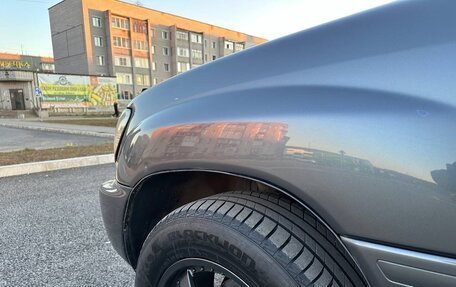 Toyota Land Cruiser 100 рестайлинг 2, 2003 год, 1 830 000 рублей, 23 фотография