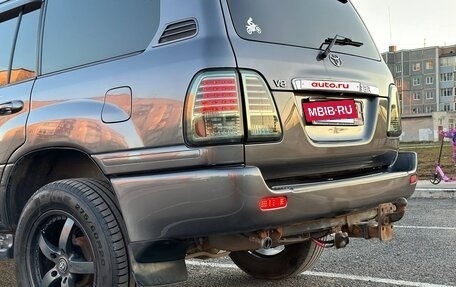 Toyota Land Cruiser 100 рестайлинг 2, 2003 год, 1 830 000 рублей, 30 фотография