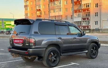 Toyota Land Cruiser 100 рестайлинг 2, 2003 год, 1 830 000 рублей, 24 фотография
