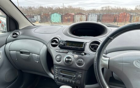 Toyota Vitz, 2000 год, 330 000 рублей, 8 фотография