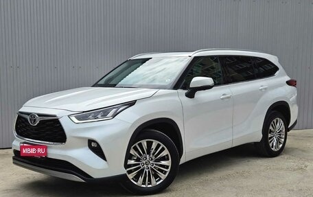 Toyota Highlander, 2025 год, 5 980 000 рублей, 1 фотография