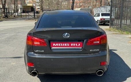 Lexus IS II рестайлинг 2, 2006 год, 1 510 000 рублей, 6 фотография