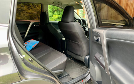 Toyota RAV4, 2016 год, 2 699 000 рублей, 11 фотография