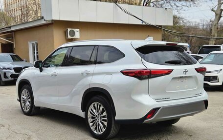 Toyota Highlander, 2025 год, 5 980 000 рублей, 2 фотография