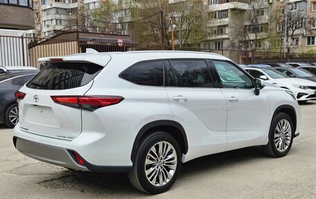 Toyota Highlander, 2025 год, 5 980 000 рублей, 4 фотография
