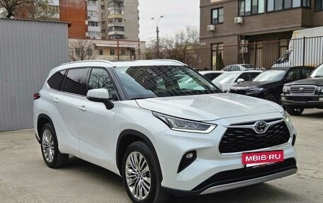 Toyota Highlander, 2025 год, 5 980 000 рублей, 6 фотография