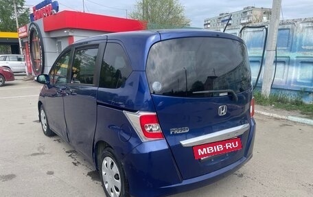 Honda Freed I, 2014 год, 1 400 000 рублей, 6 фотография