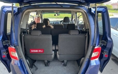 Honda Freed I, 2014 год, 1 400 000 рублей, 17 фотография