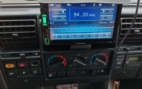 Land Rover Discovery III, 1998 год, 800 000 рублей, 4 фотография