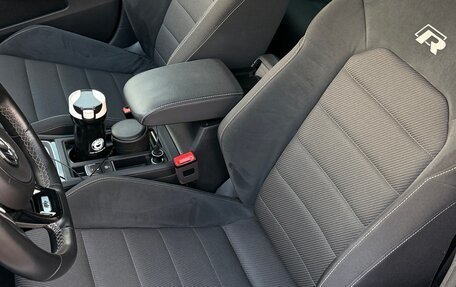 Volkswagen Golf R VII, 2019 год, 3 300 000 рублей, 10 фотография