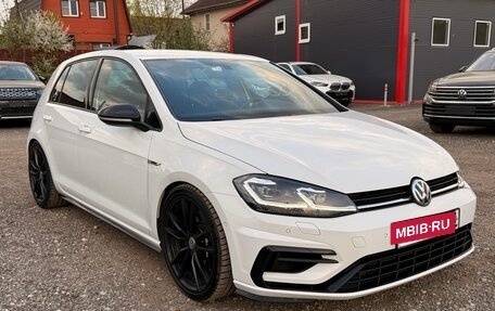 Volkswagen Golf R VII, 2019 год, 3 300 000 рублей, 2 фотография