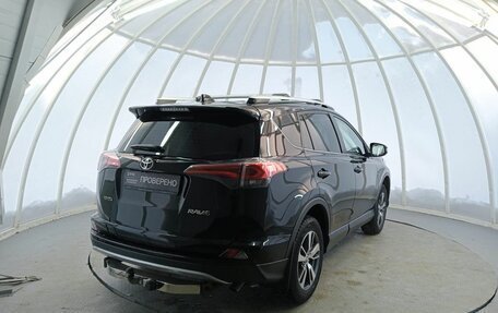 Toyota RAV4, 2019 год, 2 380 000 рублей, 6 фотография