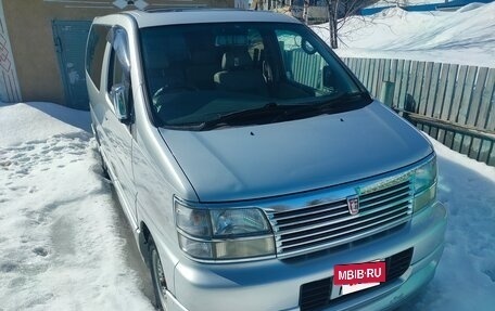 Nissan Elgrand I, 1999 год, 600 000 рублей, 2 фотография