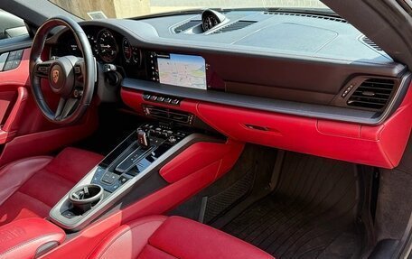 Porsche 911, 2022 год, 16 861 600 рублей, 9 фотография