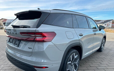 Skoda Kodiaq, 2025 год, 7 990 000 рублей, 5 фотография