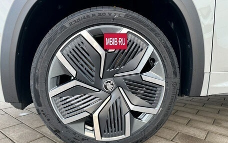 Skoda Kodiaq, 2025 год, 7 990 000 рублей, 25 фотография