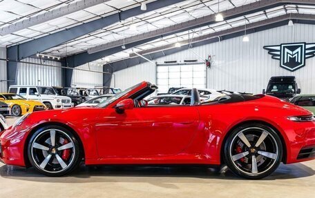 Porsche 911, 2022 год, 16 117 706 рублей, 3 фотография