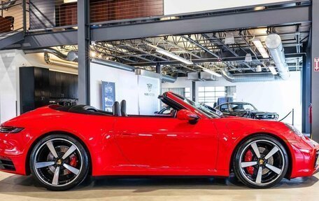 Porsche 911, 2022 год, 16 117 706 рублей, 6 фотография