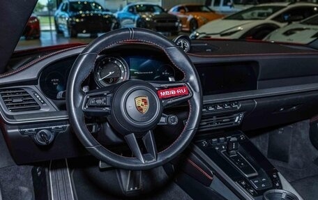Porsche 911, 2022 год, 16 117 706 рублей, 16 фотография