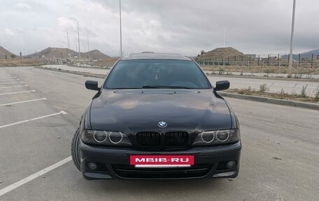 BMW 5 серия, 2002 год, 1 590 000 рублей, 10 фотография