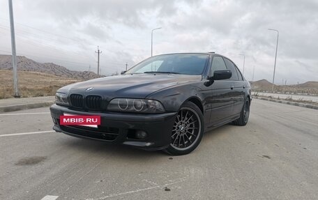BMW 5 серия, 2002 год, 1 590 000 рублей, 15 фотография
