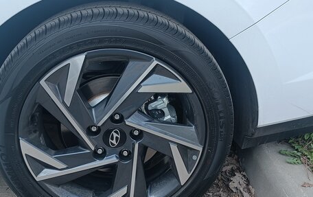 Hyundai Elantra, 2024 год, 2 650 000 рублей, 10 фотография