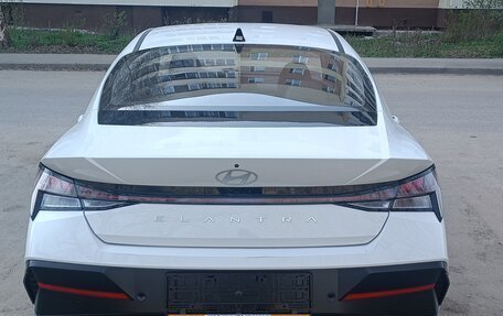 Hyundai Elantra, 2024 год, 2 650 000 рублей, 12 фотография
