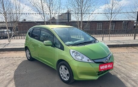 Honda Fit III, 2010 год, 770 000 рублей, 6 фотография