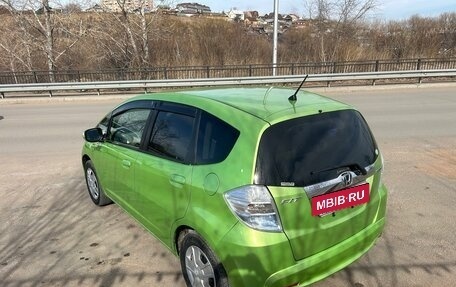 Honda Fit III, 2010 год, 770 000 рублей, 4 фотография