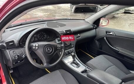 Mercedes-Benz C-Класс, 2006 год, 750 000 рублей, 9 фотография