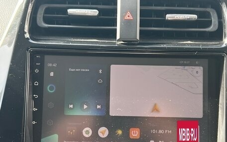 Toyota Prius IV XW50, 2016 год, 1 700 000 рублей, 5 фотография