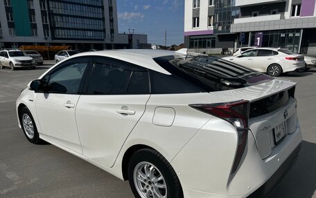 Toyota Prius IV XW50, 2016 год, 1 700 000 рублей, 17 фотография