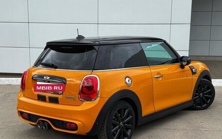 MINI Hatch, 2015 год, 2 300 000 рублей, 2 фотография