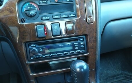 Subaru Legacy III, 2000 год, 550 000 рублей, 11 фотография