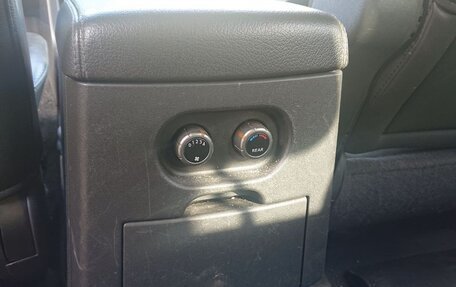 Nissan Pathfinder, 2006 год, 860 000 рублей, 12 фотография