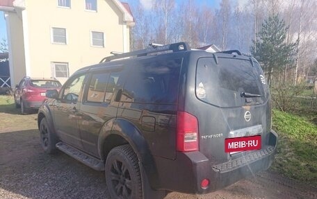 Nissan Pathfinder, 2006 год, 860 000 рублей, 11 фотография