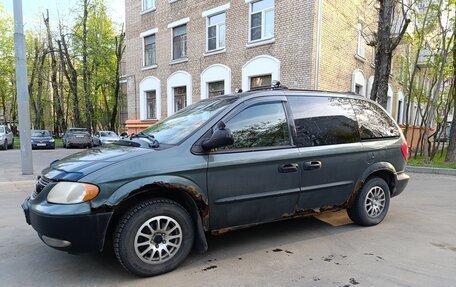 Chrysler Voyager IV, 2002 год, 350 000 рублей, 1 фотография