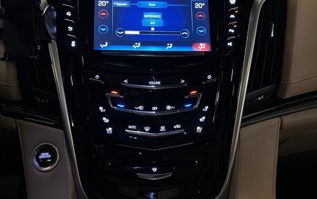 Cadillac Escalade IV, 2018 год, 6 950 000 рублей, 14 фотография