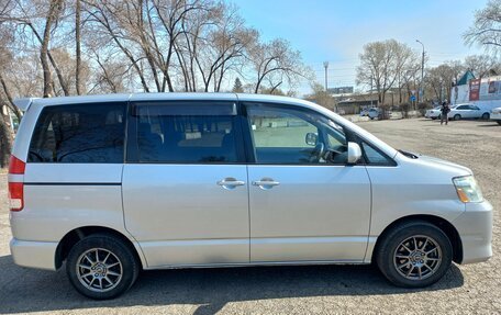 Toyota Noah III, 2005 год, 920 000 рублей, 7 фотография